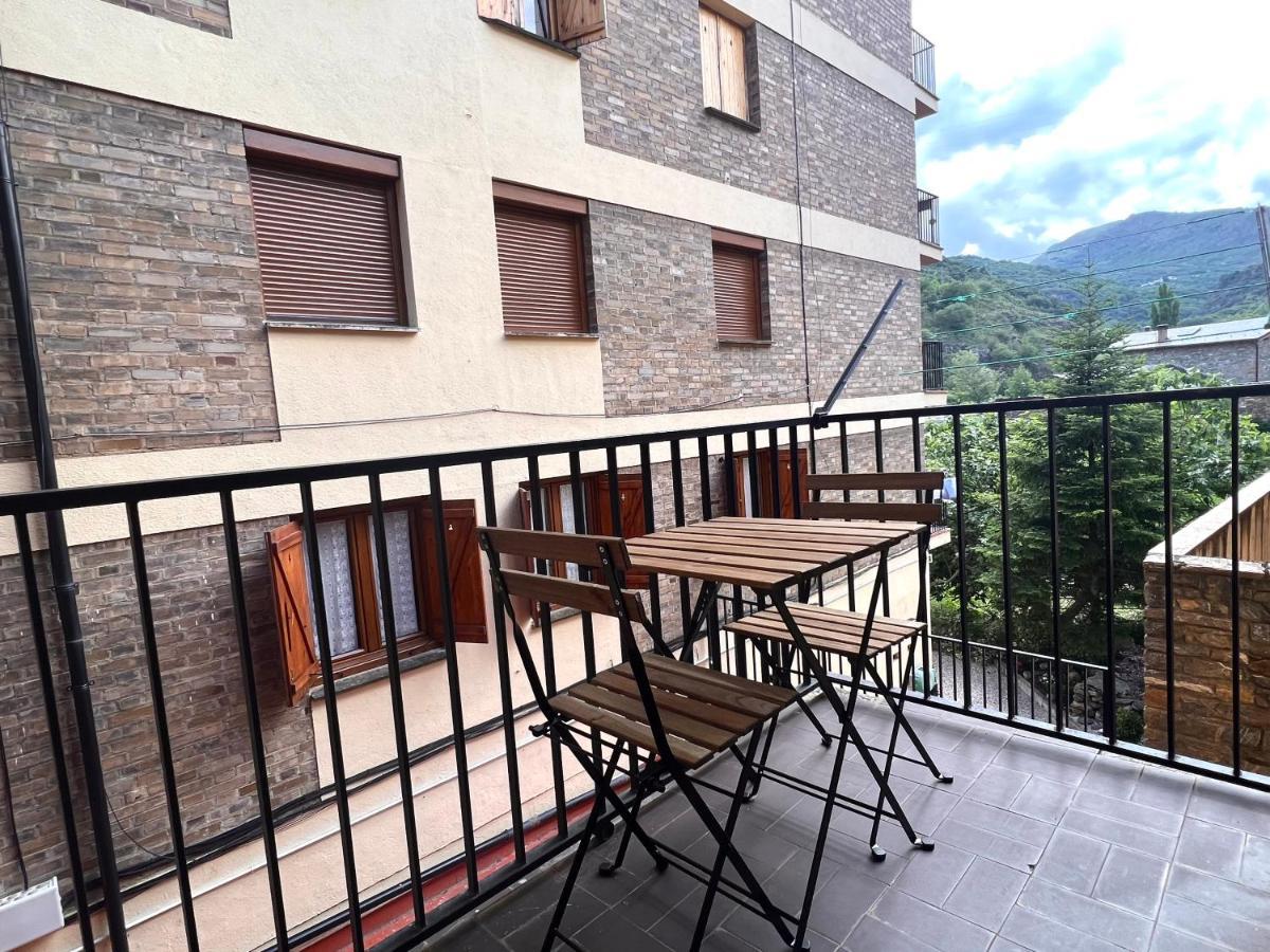 Apartaments Matxicots - L'Amfitriona Rialp Zewnętrze zdjęcie
